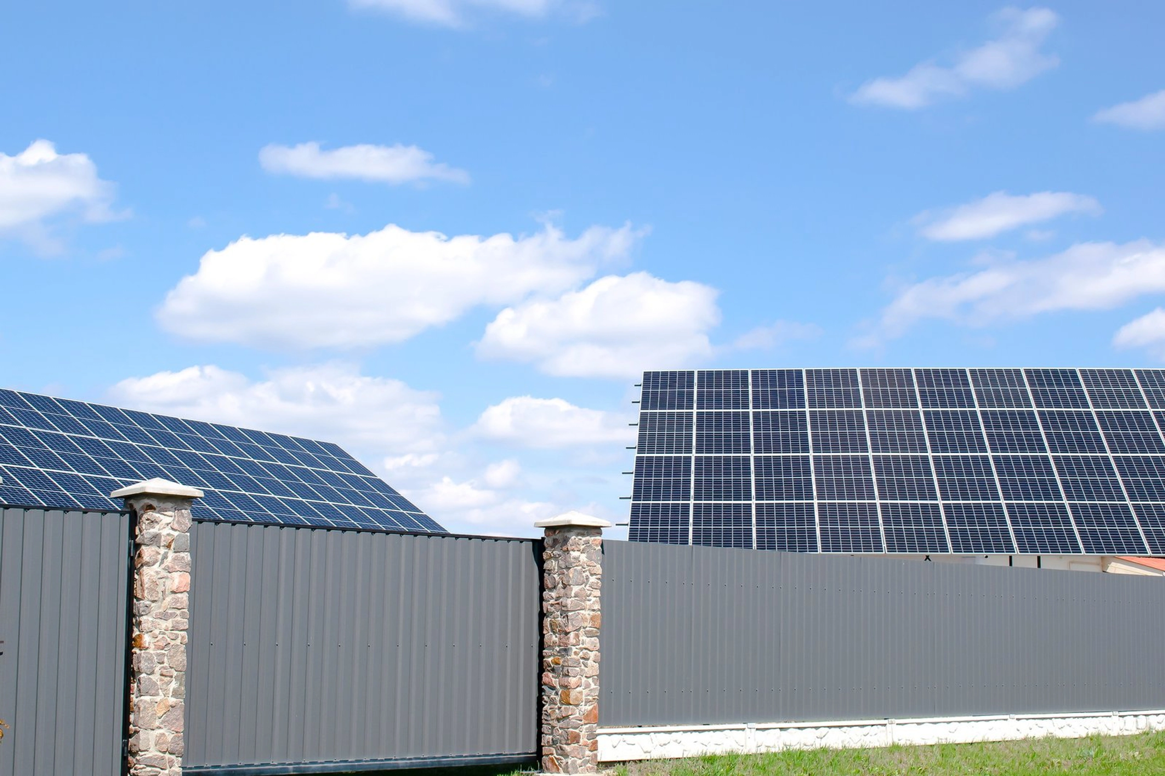 Illustrative residential rooftop solar application from the existing website gallery